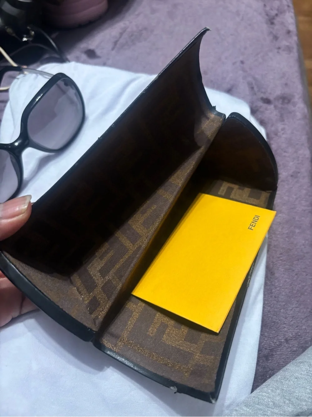 Fendi Oversized Black Women's Sunglasses